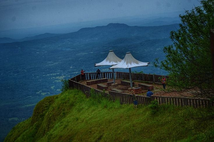 Mahadevgadh or Madhavgad point
